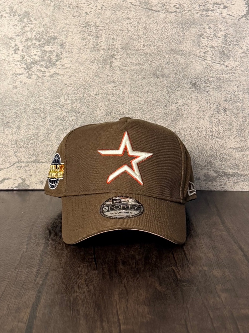 New Era Houston Astros 9FORTY Brown Pink UV 2005 World Series Snapback Hat MLB